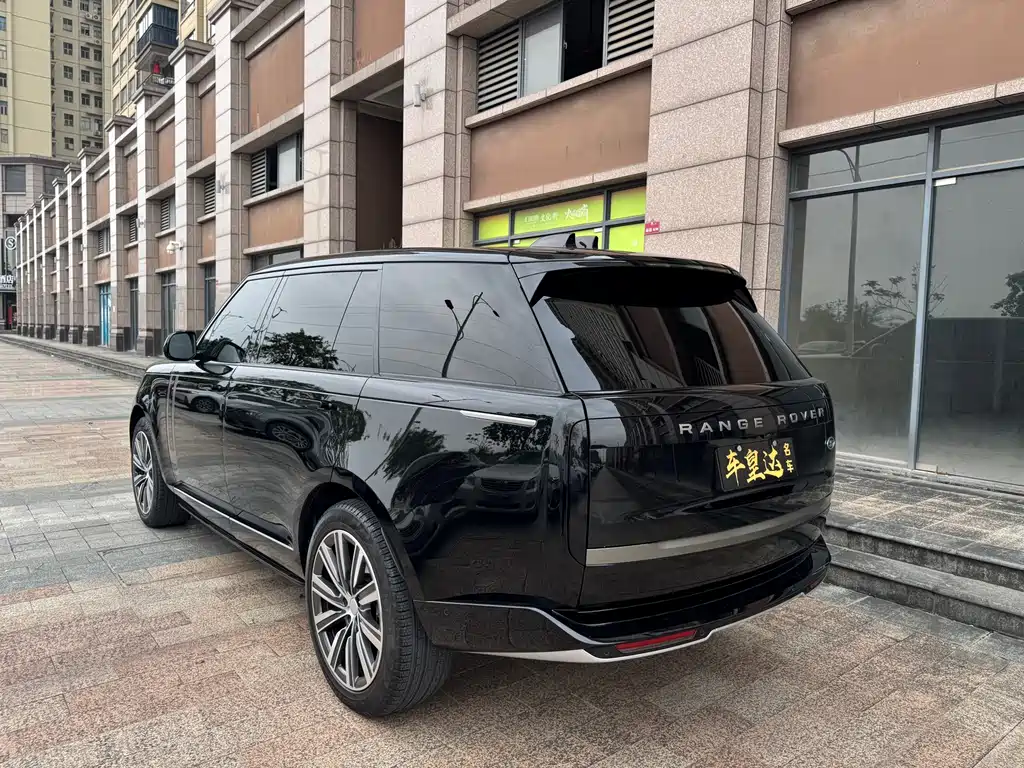 Range Rover 2025 3.0 L6 400PS Extended Edition купить на сайте DeffCars