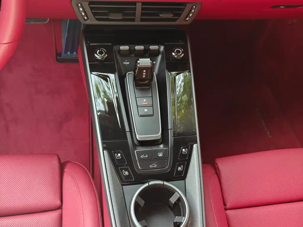 Porsche 911 2026 Carrera 3.0T купить на сайте DeffCars