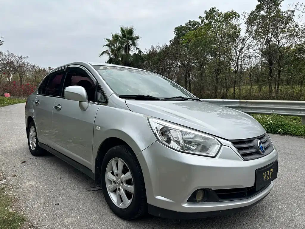 Venucia D50 2014 1.6L Manual Wonderful Edition купить на сайте DeffCars