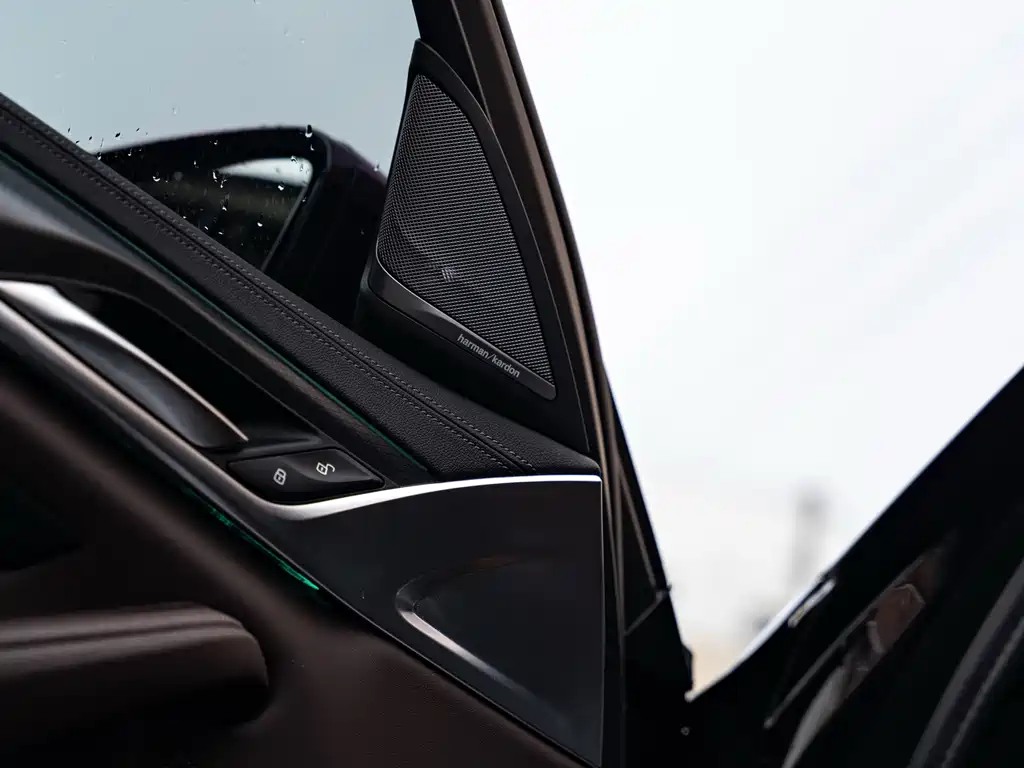 BMW 5 Series Imported 2022 540i Fashion Edition M Sports Package купить на сайте DeffCars