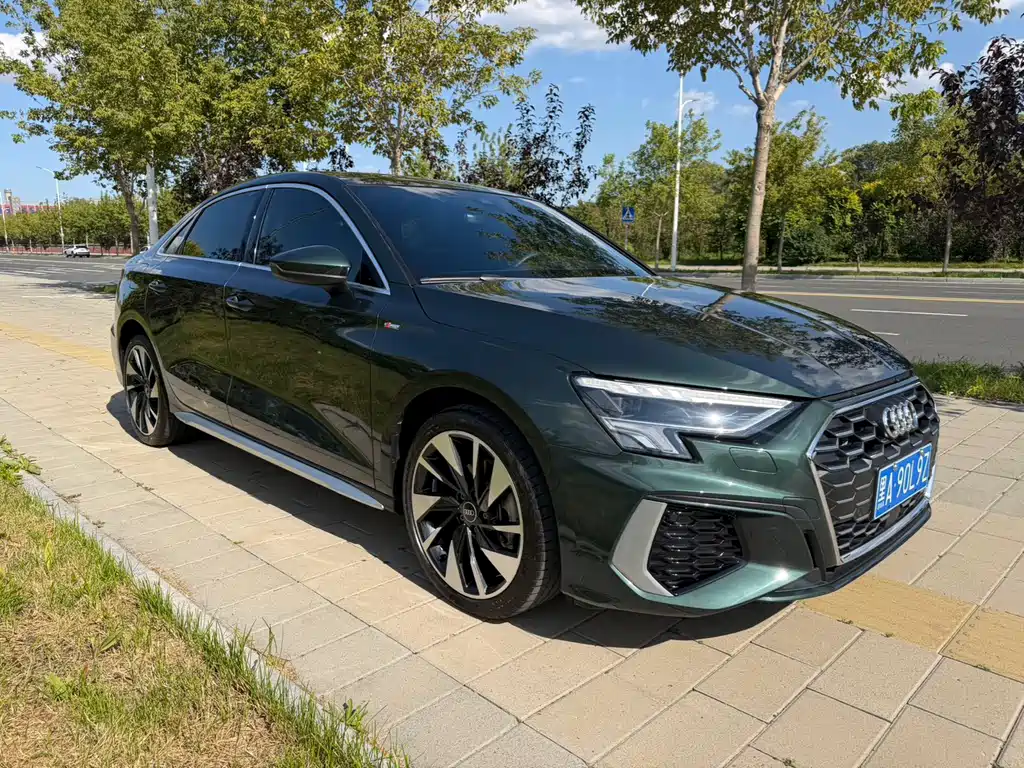 Audi A3 2023 A3L Limousine 35 TFSI Fashionable and Sporty купить на сайте DeffCars