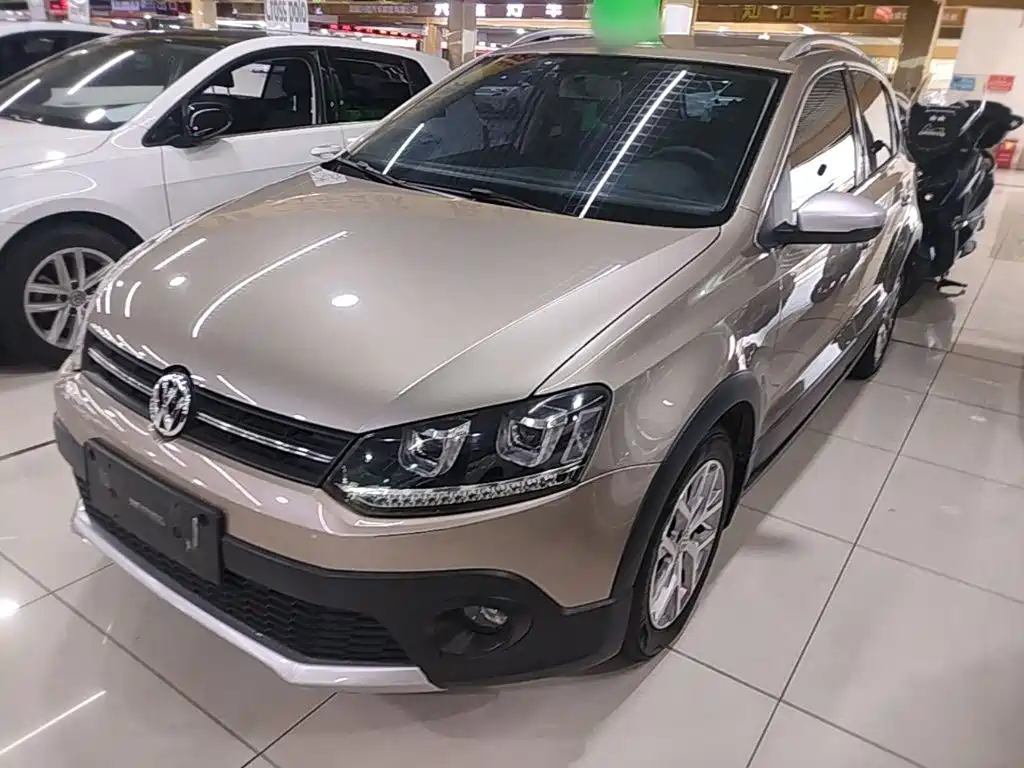 Polo 2016 1.4L Cross Polo automatic купить на сайте DeffCars