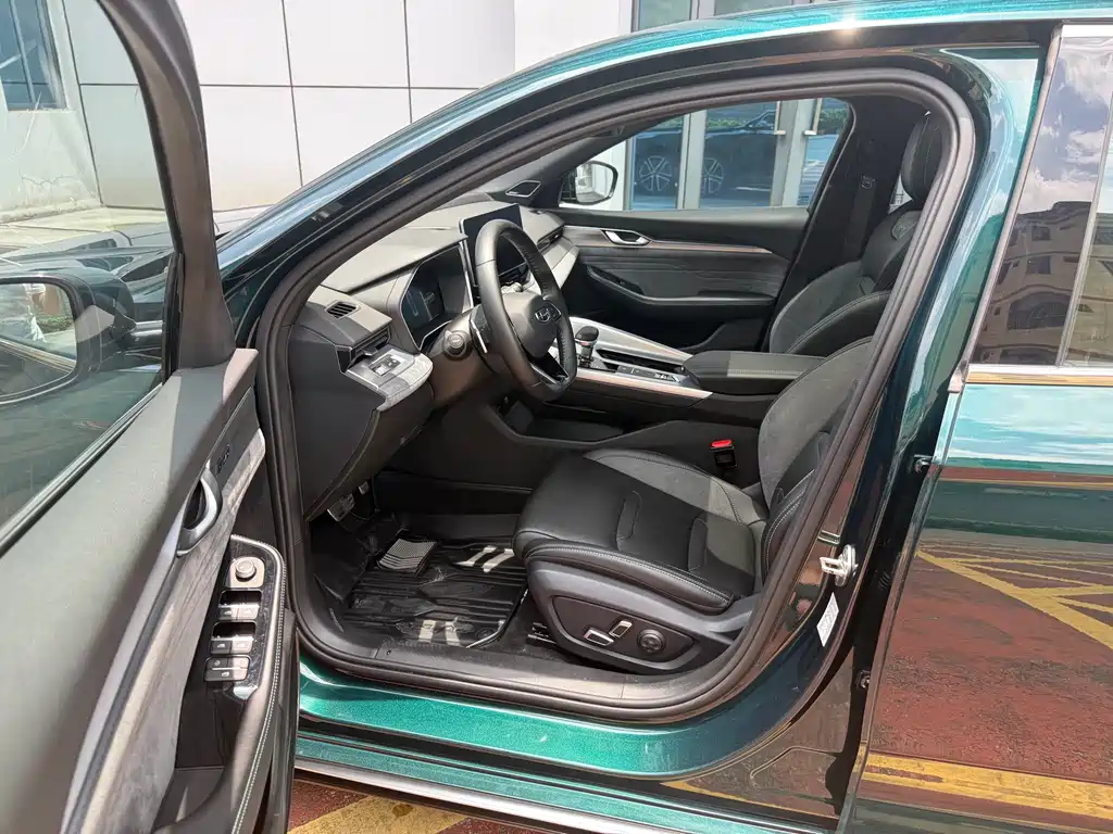 Xingrui 2023 2.0TD only comes in green version купить на сайте DeffCars