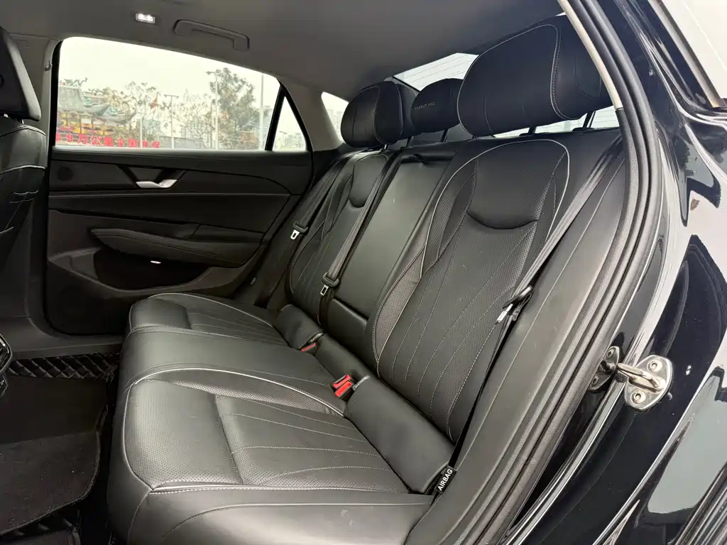 Passat 2025 Pro 380TSI Long Yao Edition купить на сайте DeffCars