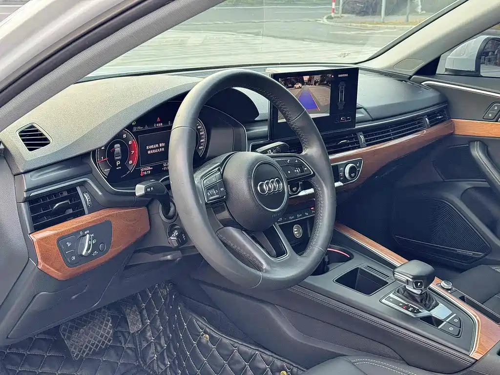 Audi A4L 2020 40 TFSI luxury and elegant model купить на сайте DeffCars