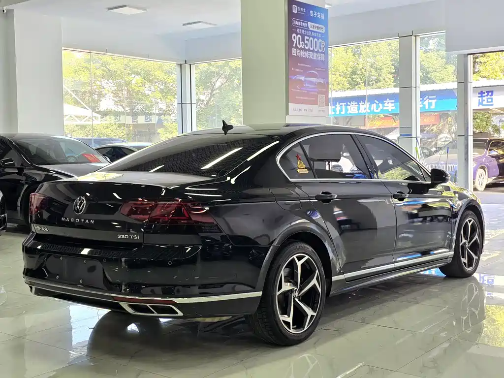 Magotan 2023 2 million commemorative edition 330TSI DSG leading model купить на сайте DeffCars