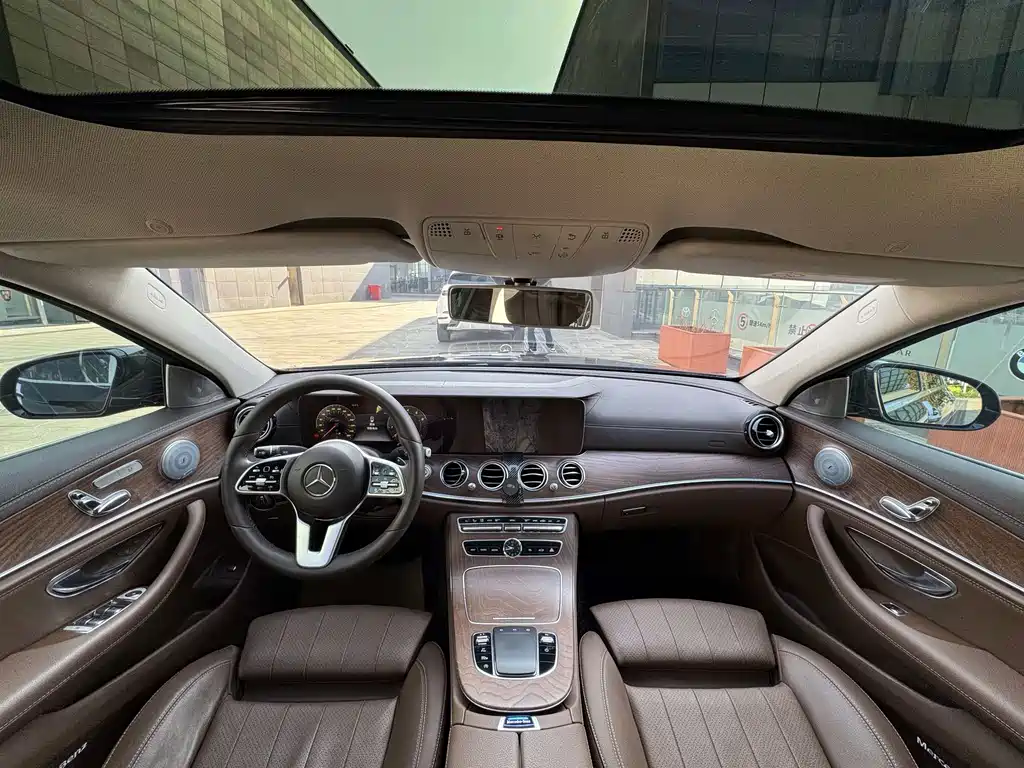 Mercedes-Benz E-Class 2019 E 200 L купить на сайте DeffCars