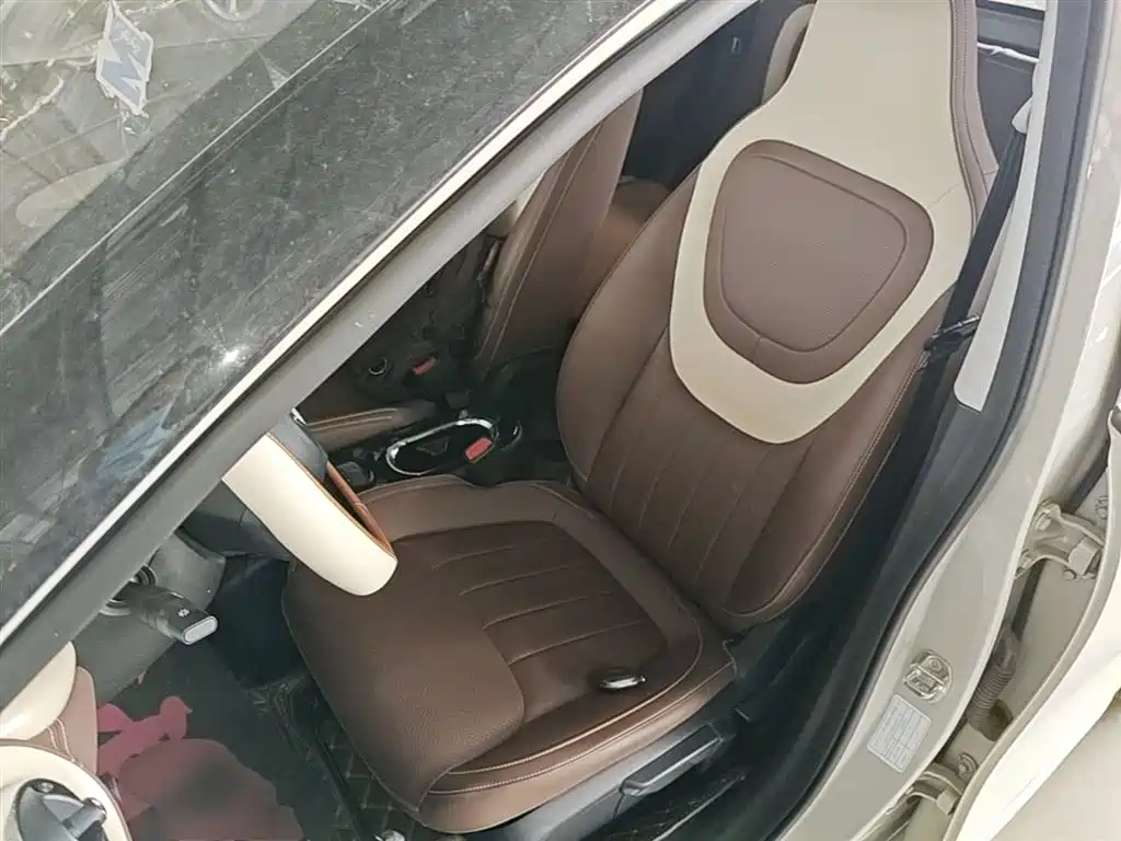 Wuling Bingo 2023 model 333km Yuexiang model купить на сайте DeffCars