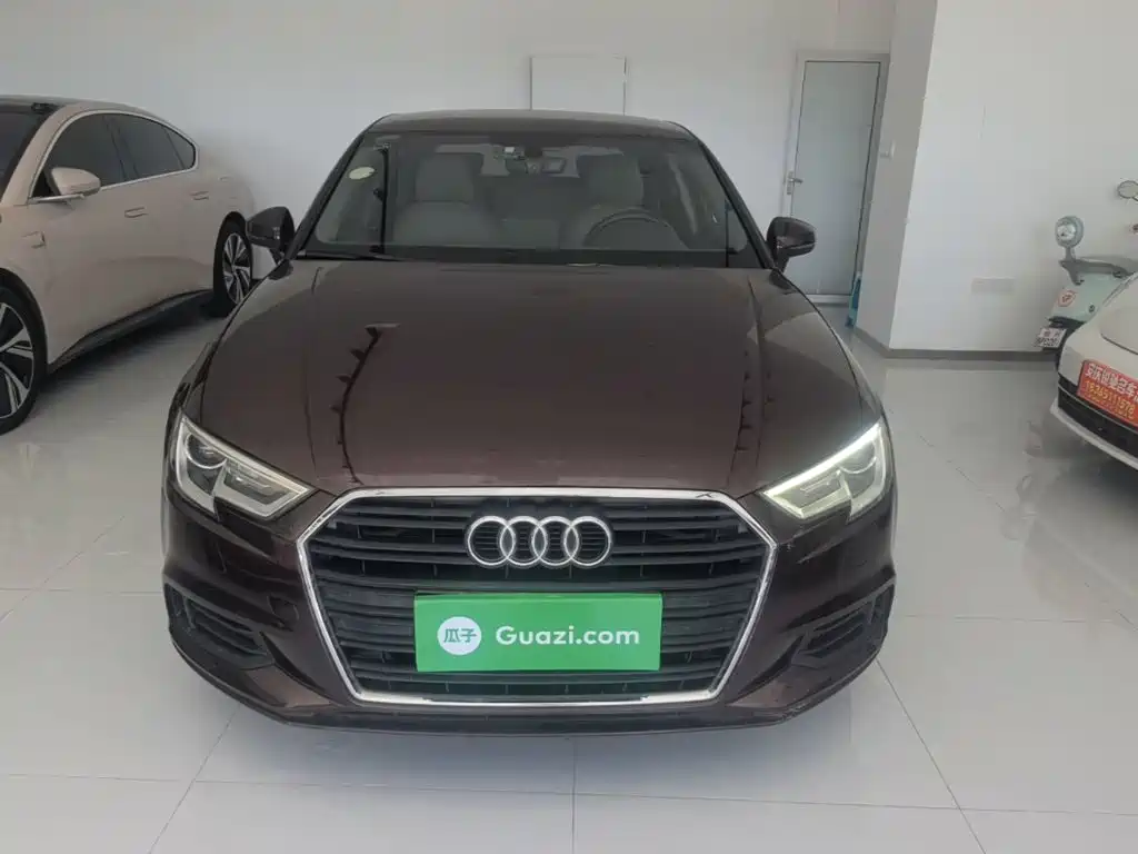 Audi A3 2018 30th Anniversary Limousine 35 TFSI Enterprising купить на сайте DeffCars