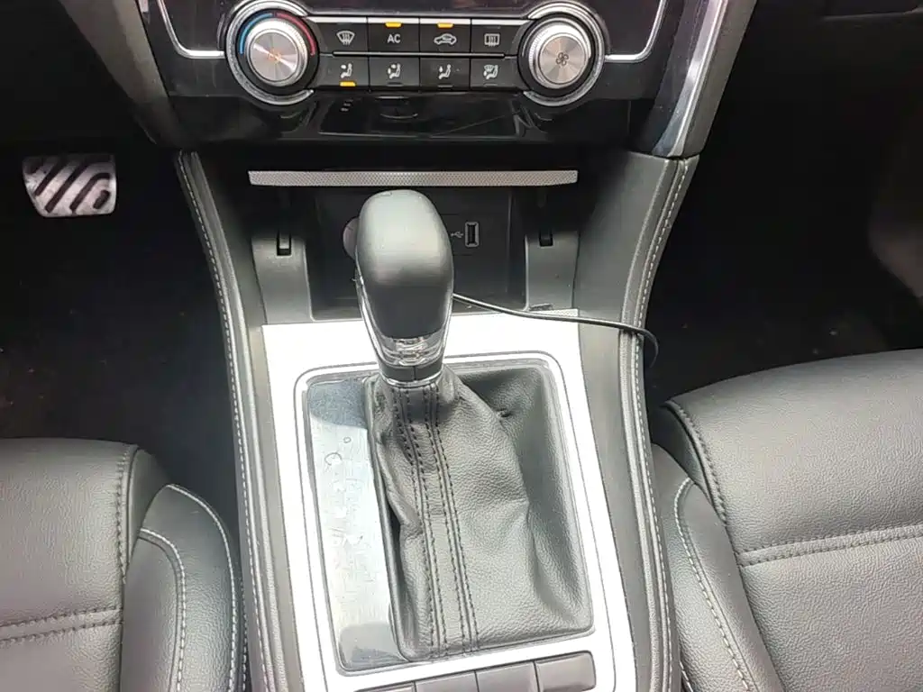 MG6 2017 20T automatic luxury smart connected version National V купить на сайте DeffCars