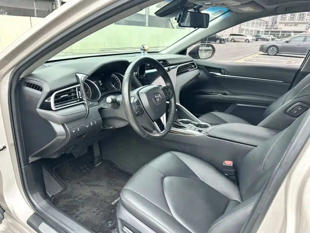 Camry 2019 facelift 2.0G Deluxe Edition купить на сайте DeffCars