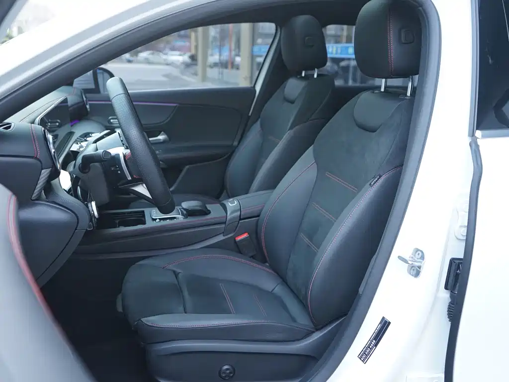 Mercedes-Benz A-Class 2024 A 200 L Fashion купить на сайте DeffCars