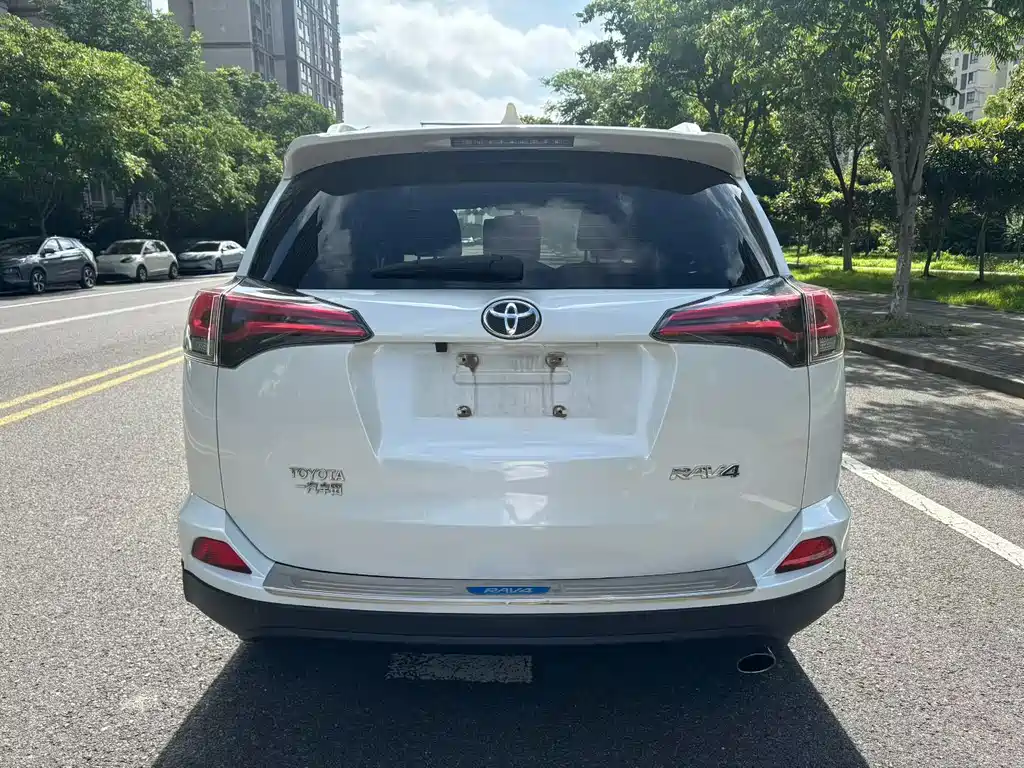 RAV4 Rongfang 2019 2.0L CVT two-wheel drive Pioneer Edition National VI купить на сайте DeffCars