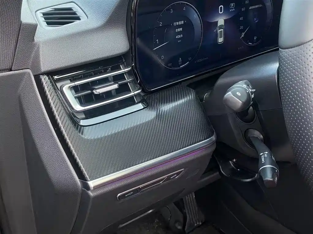 Hongqi HS5 2026 2.0T two-wheel drive Xuanying Edition купить на сайте DeffCars