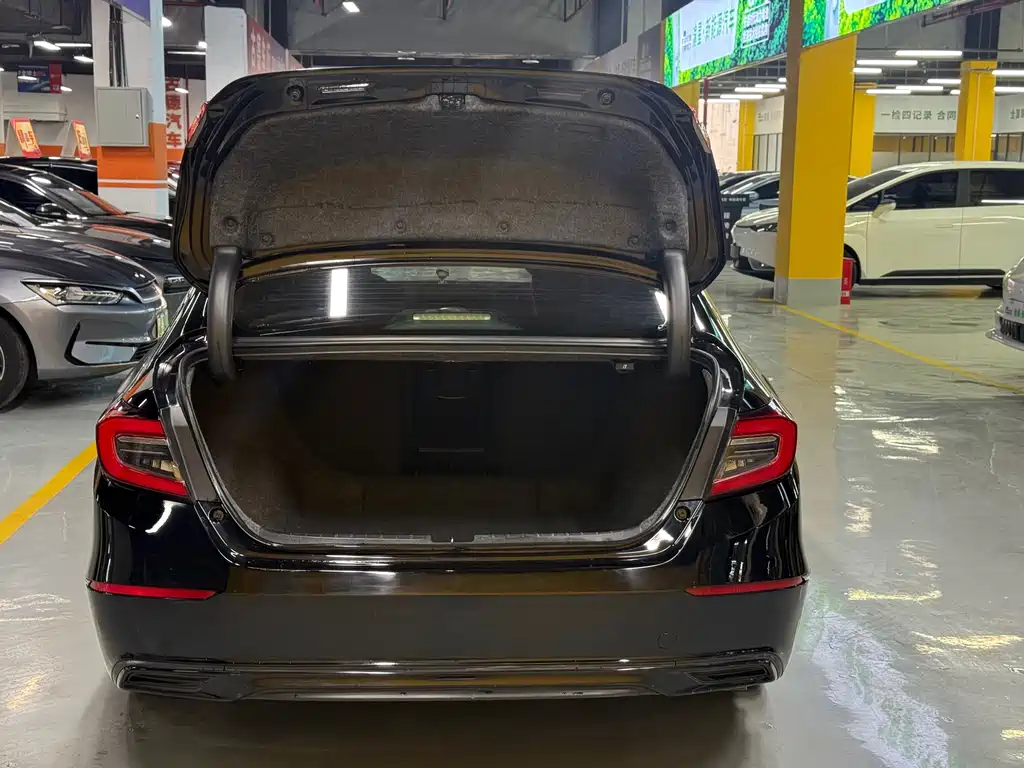 Accord 2022 Sharp Hybrid 2.0L Sharp Collar Edition купить на сайте DeffCars