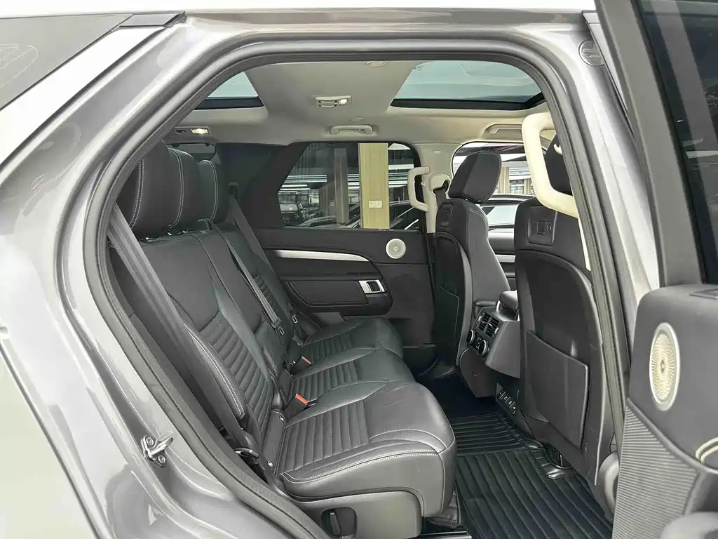 Discover the 2021 360PS R-Dynamic S купить на сайте DeffCars