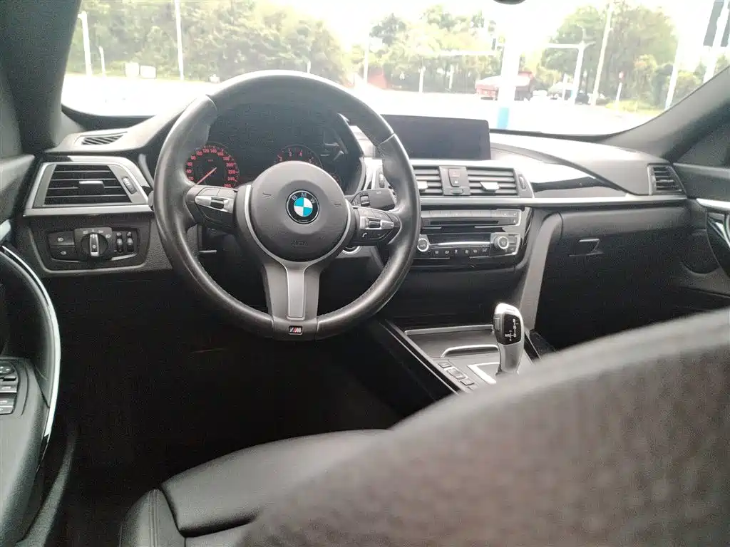 BMW 3 Series GT 2019 320i M Sports Package купить на сайте DeffCars