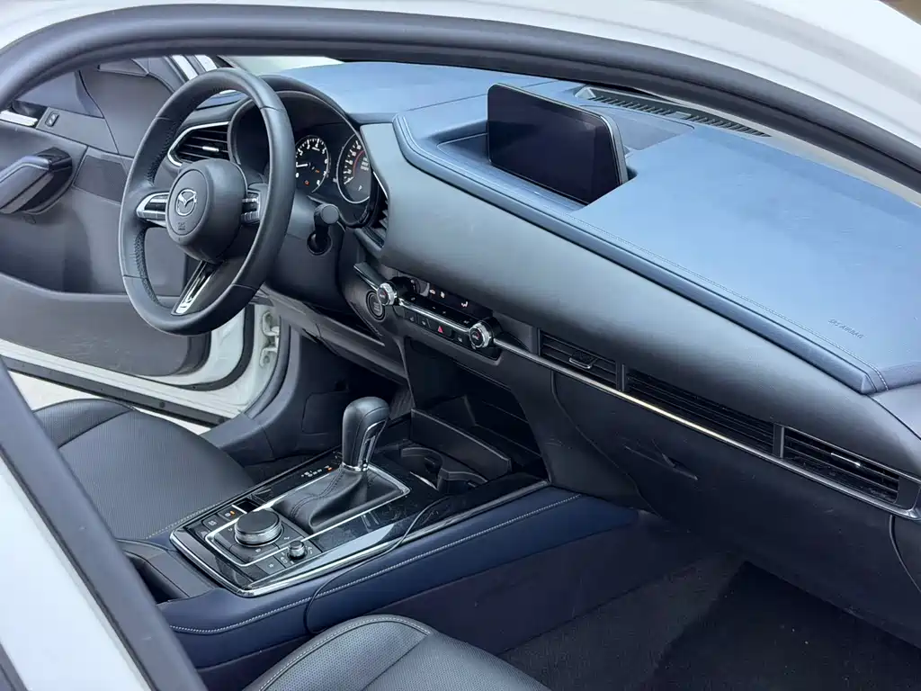Mazda CX-30 2021 2.0L automatic quality model купить на сайте DeffCars