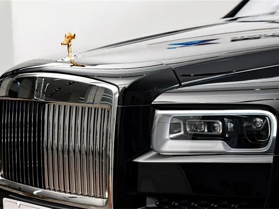 Cullinan 2024 four-seat version купить на сайте DeffCars