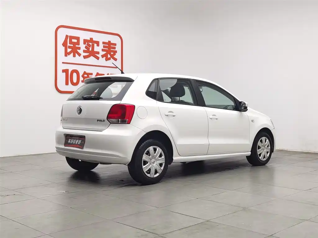 Polo 2011 1.4L manual version купить на сайте DeffCars
