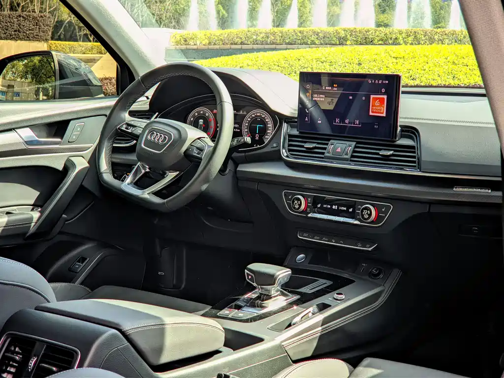 Audi Q5L 2022 45T luxury and dynamic model купить на сайте DeffCars