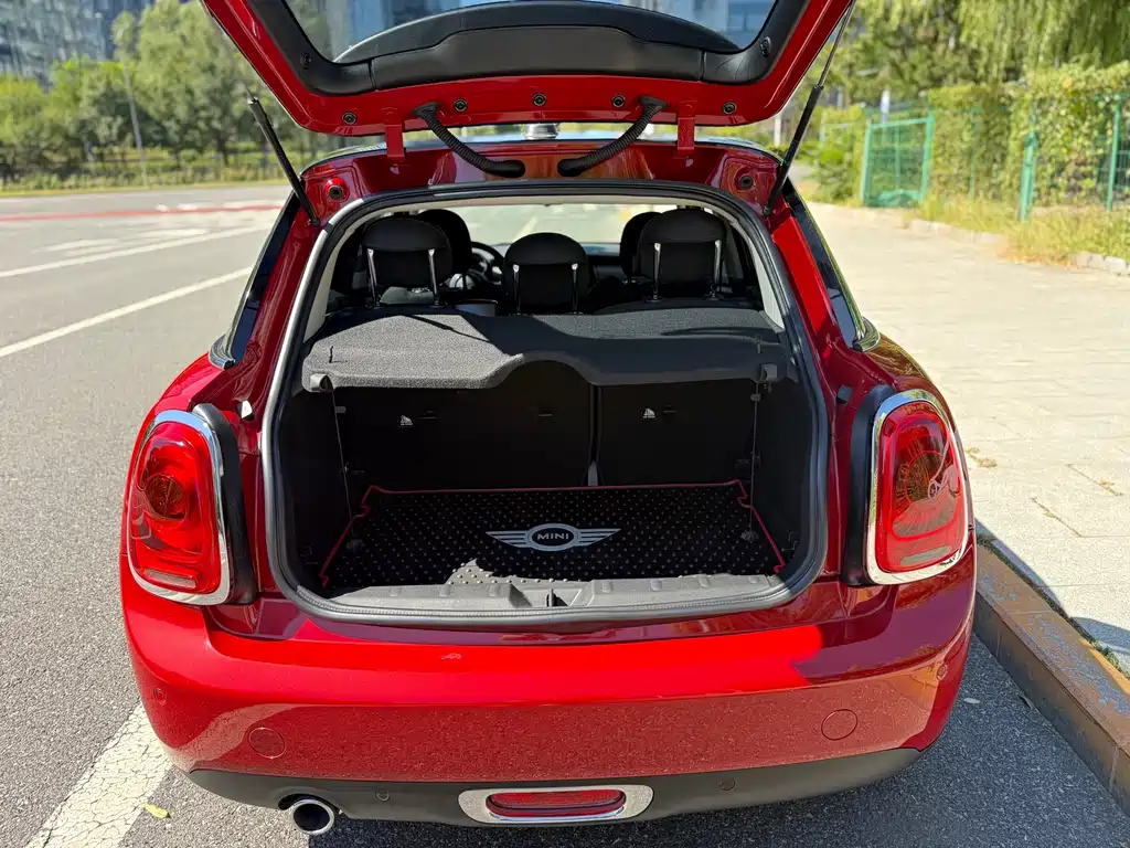 MINI 2016 1.5T COOPER Avant-Garde Five-Door Edition купить на сайте DeffCars
