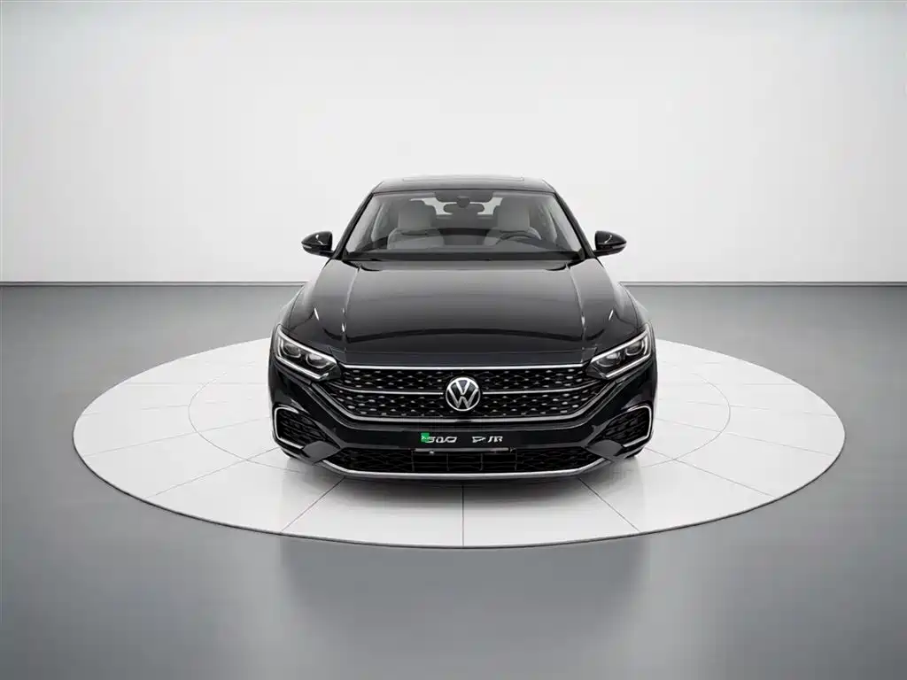 Passat 2023 330TSI Starry Sky Premium Edition купить на сайте DeffCars