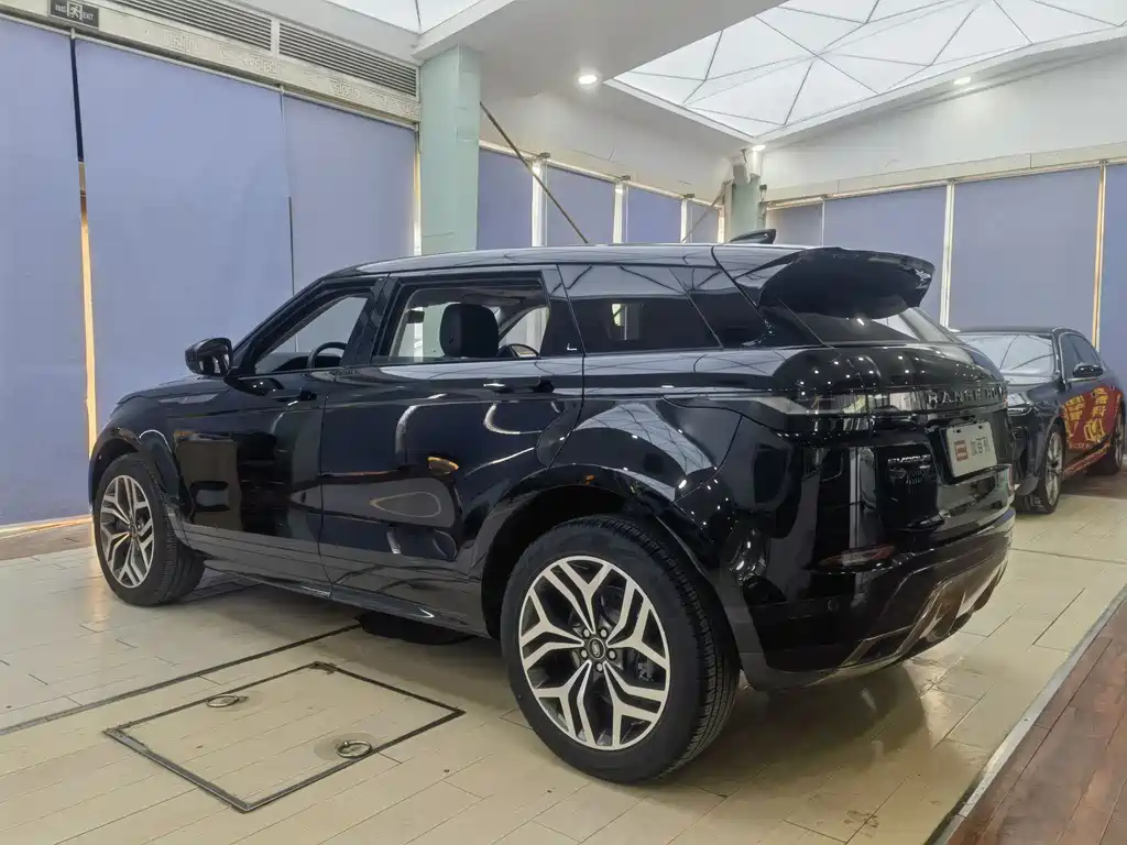 Range Rover Evoque 2023 Evoque L 249PS Deluxe Edition купить на сайте DeffCars