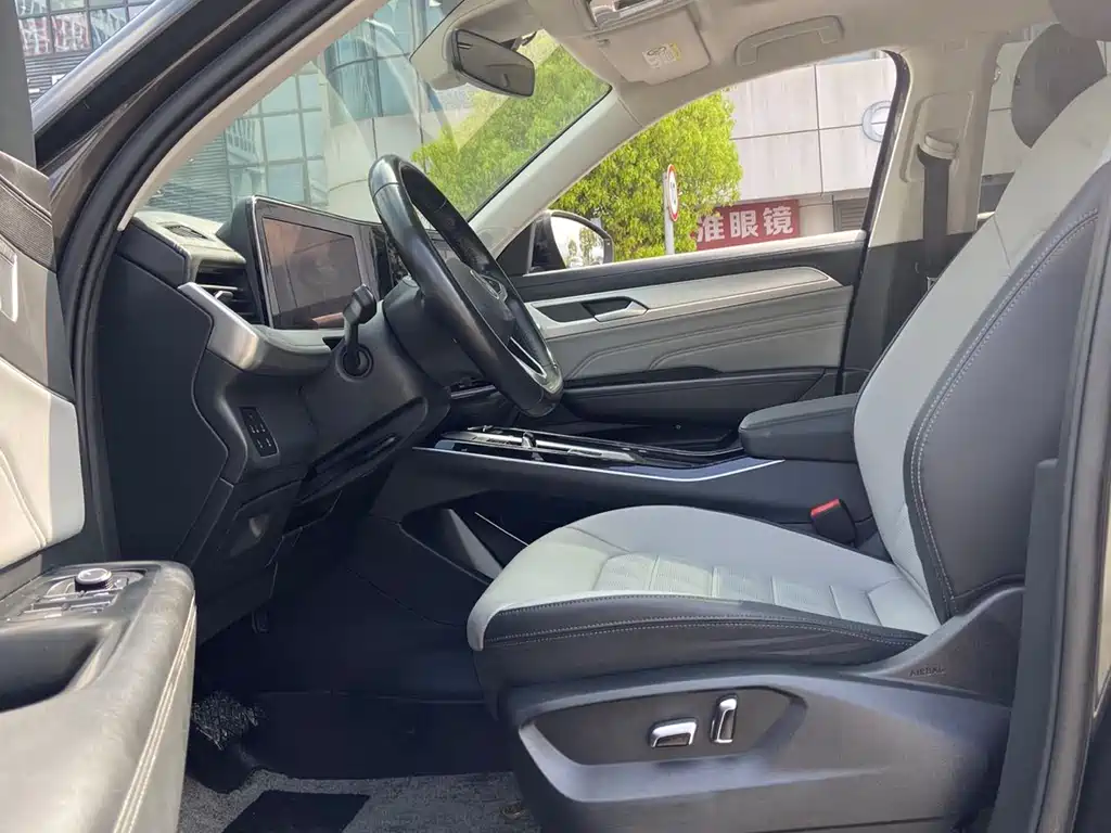 Lanxun 2023 330TSI Luxury Touring Edition купить на сайте DeffCars