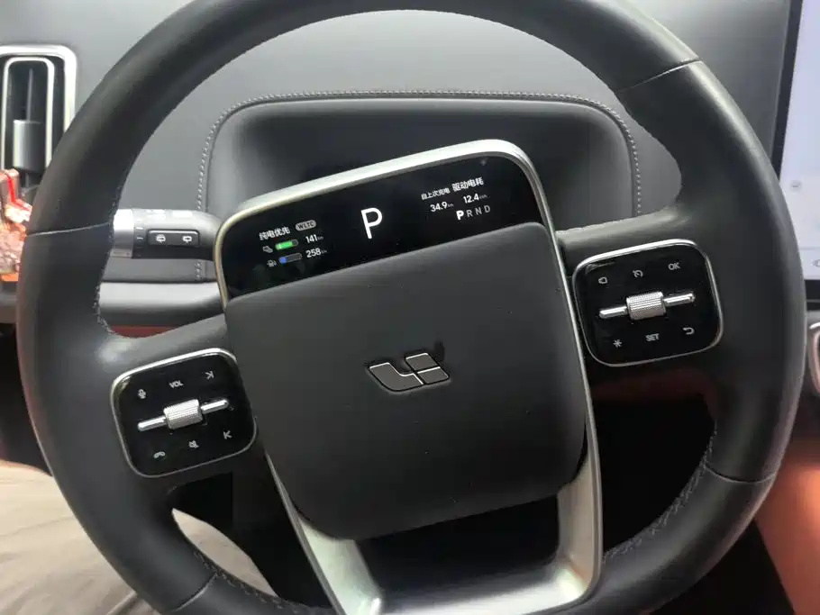 Ideal L8 2023 Pro купить на сайте DeffCars