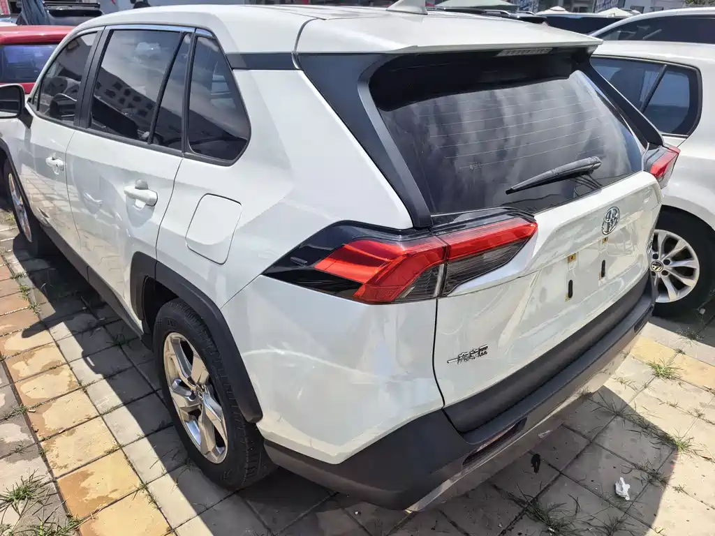 RAV4 Rongfang 2020 2.0L CVT four-wheel drive fashion version купить на сайте DeffCars