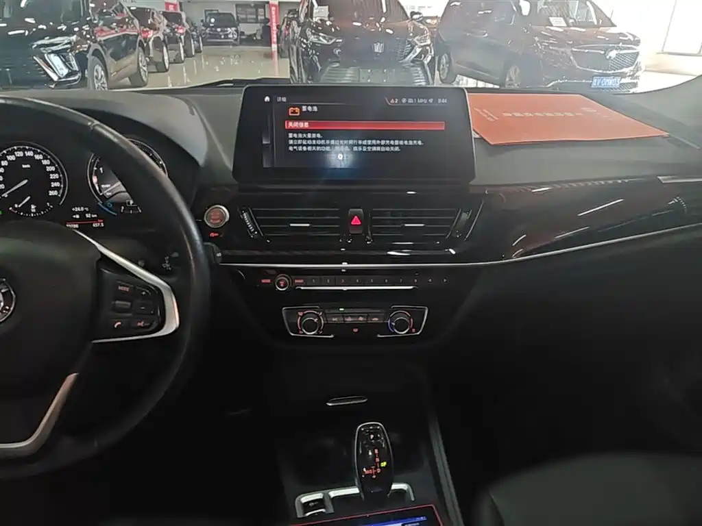 BMW 1 Series 2021 facelift 120i M sports version купить на сайте DeffCars