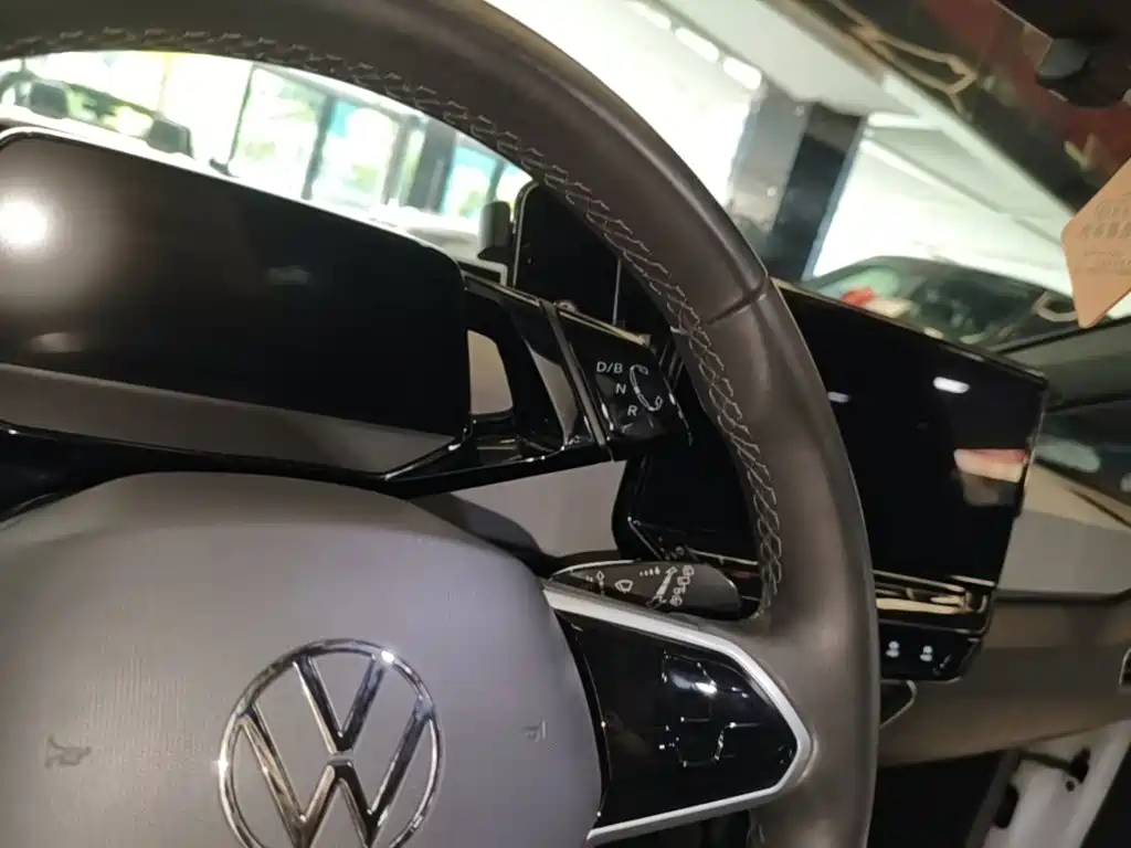 Volkswagen ID.3 2023 upgraded model pure smart version купить на сайте DeffCars