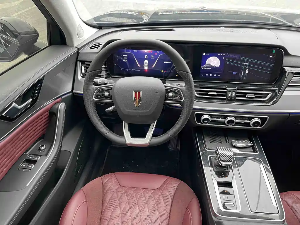 Hongqi HS5 2023 2.0T Qixiang Pro version купить на сайте DeffCars