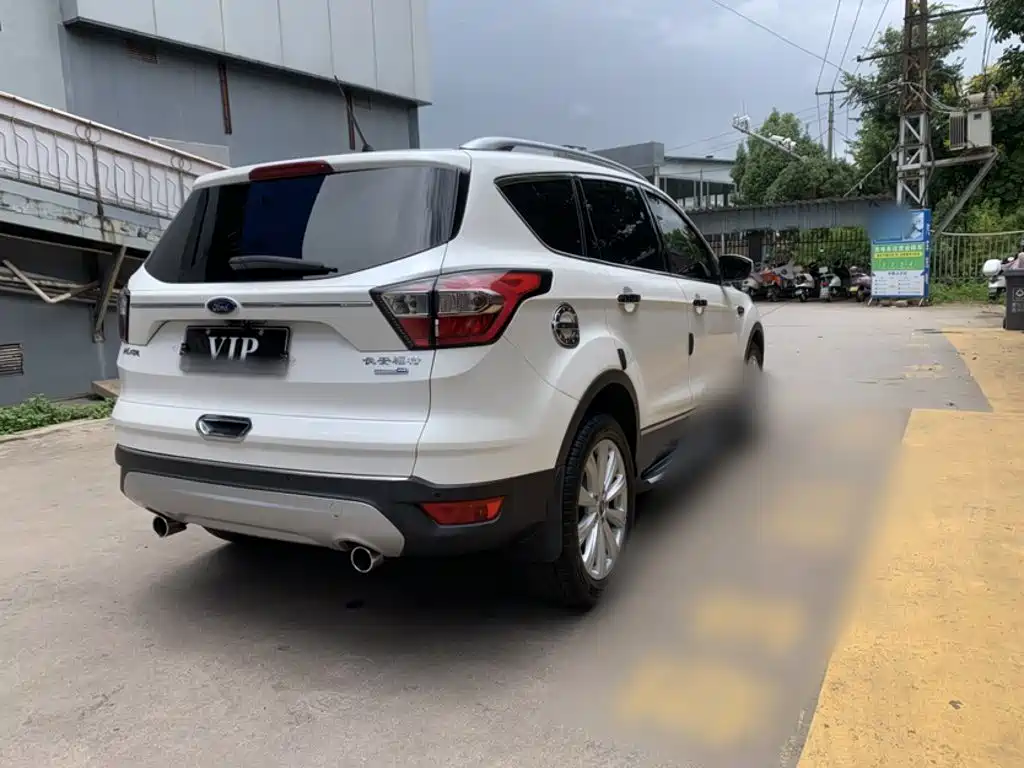 Kuga 2017款 EcoBoost 245 四驱豪翼型 купить на сайте DeffCars