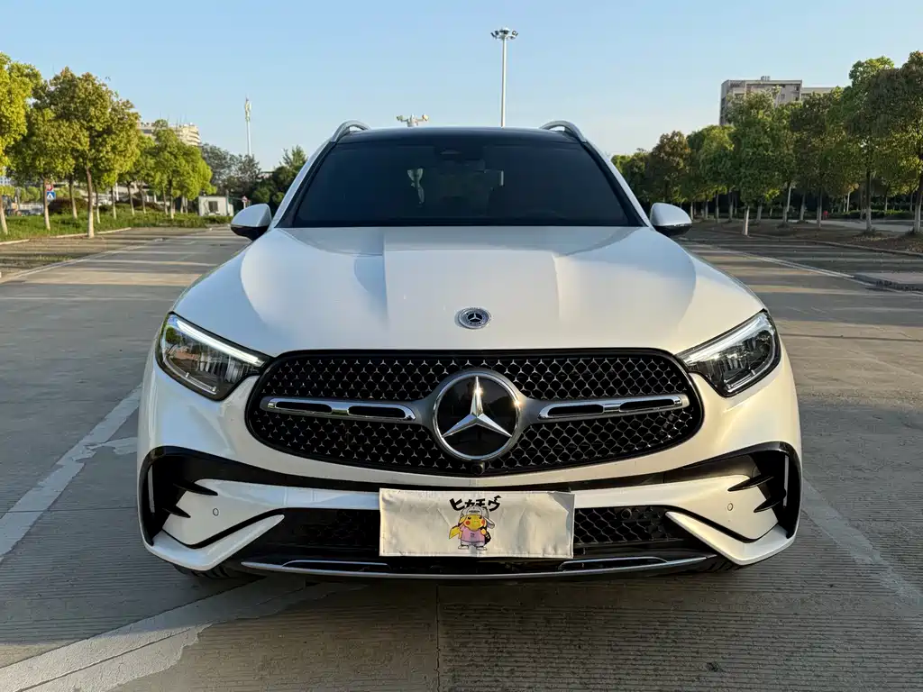 Mercedes-Benz GLC 2023 GLC 260 L 4MATIC luxury model 5 seats купить на сайте DeffCars