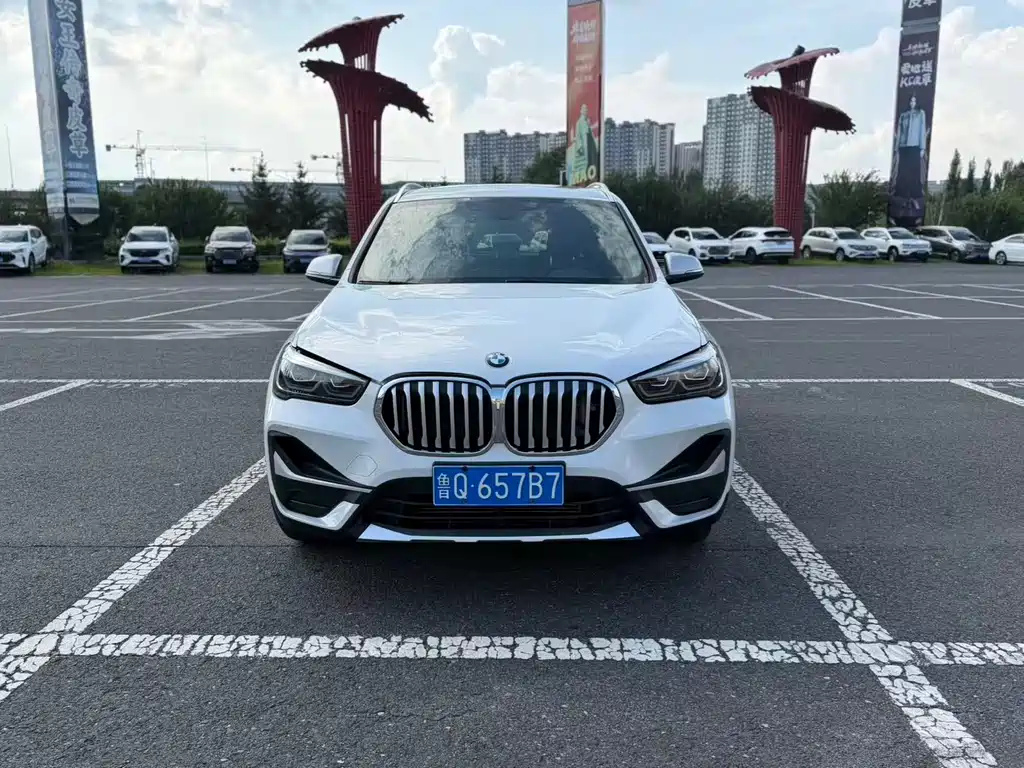 BMW X1 sDrive20Li sleek 2022 купить на сайте DeffCars