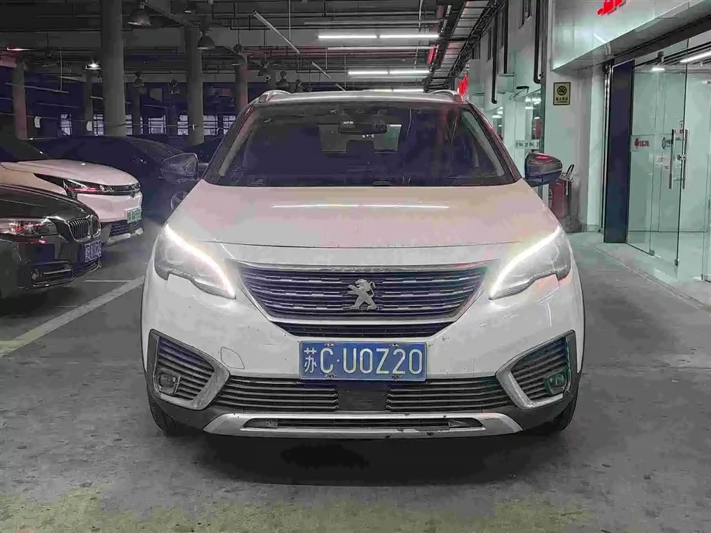 Peugeot 5008 2019 350THP 7-seater Elite Edition купить на сайте DeffCars