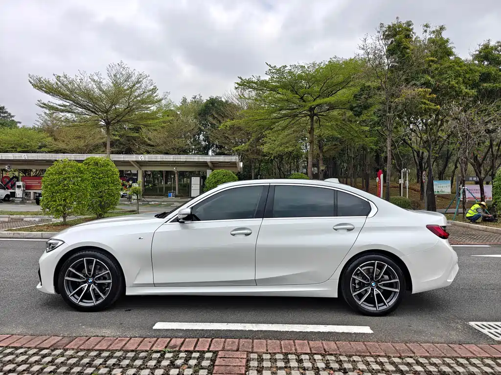 BMW 3 Series 2022 facelift 325Li M Sports Package купить на сайте DeffCars
