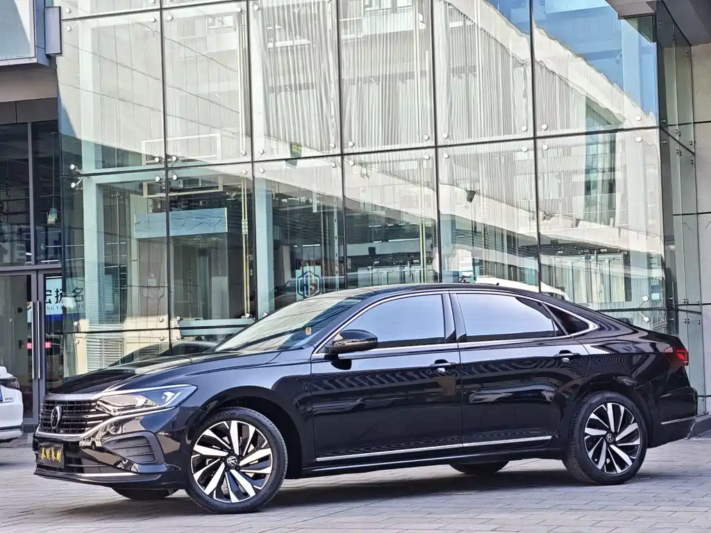 Passat 2025 Outstanding Model 380TSI Dragon Edition купить на сайте DeffCars