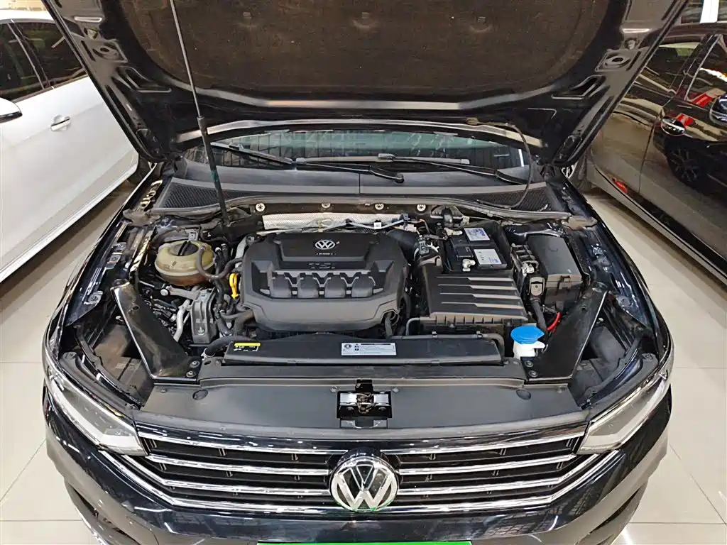 Magotan 2020 330TSI DSG leading model купить на сайте DeffCars