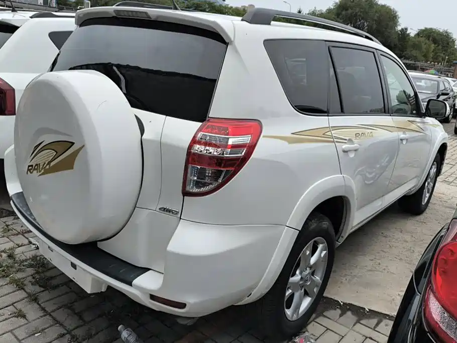 RAV4 Rongfang 2011 2.4L automatic four-wheel drive luxury version купить на сайте DeffCars