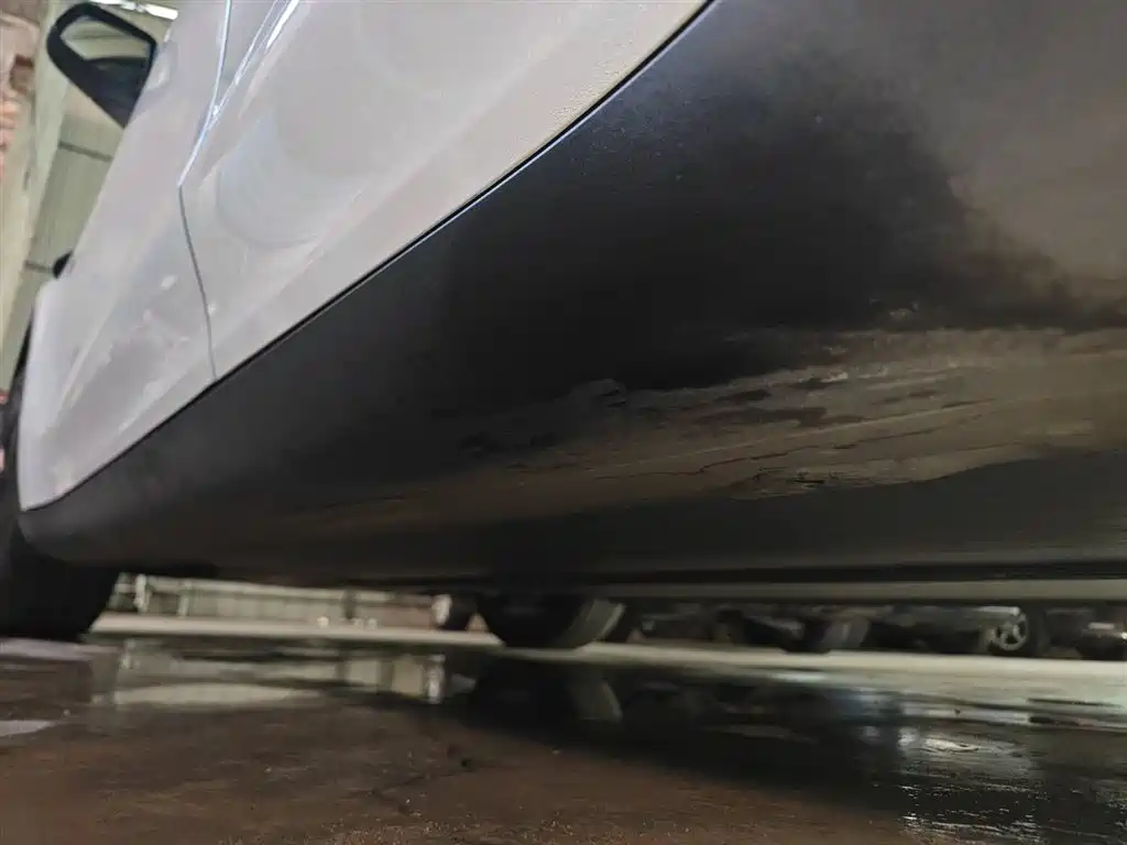 Model Y 2024 rear-wheel drive version купить на сайте DeffCars