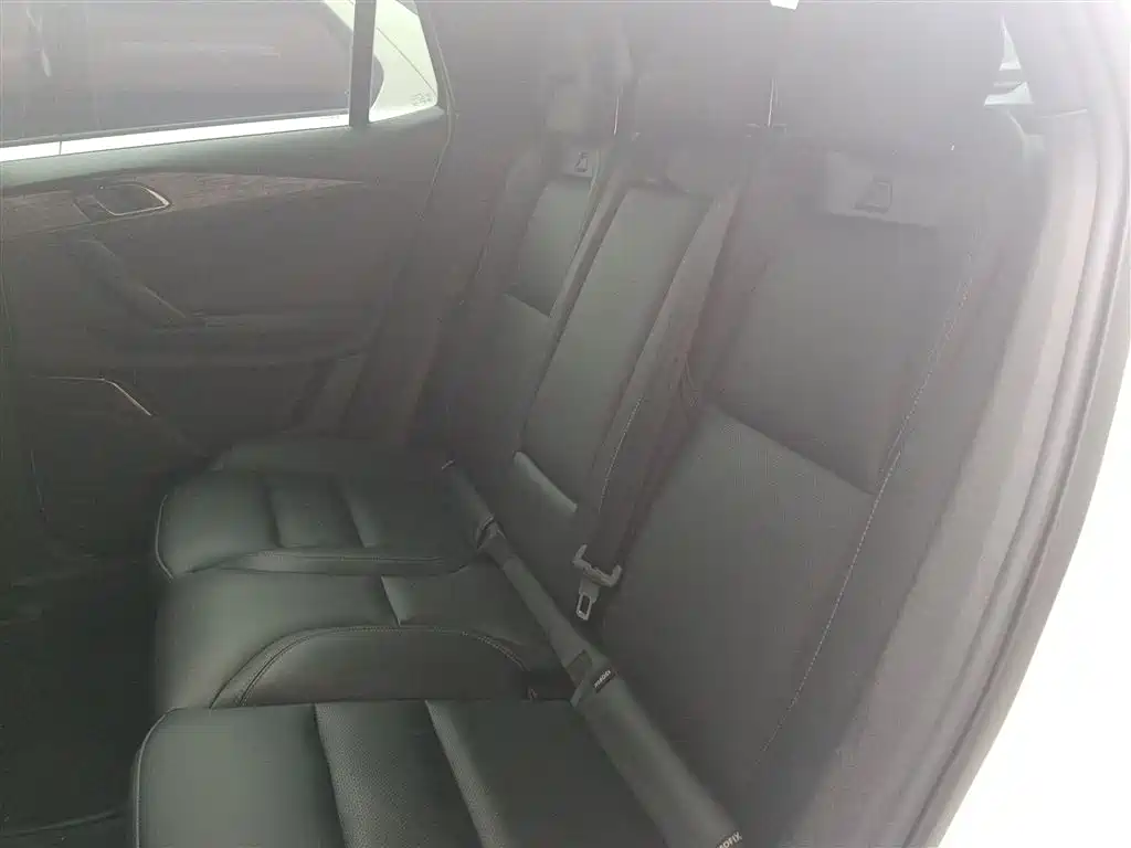 Lynk & Co 06 2020 1.5T Jin Pro купить на сайте DeffCars