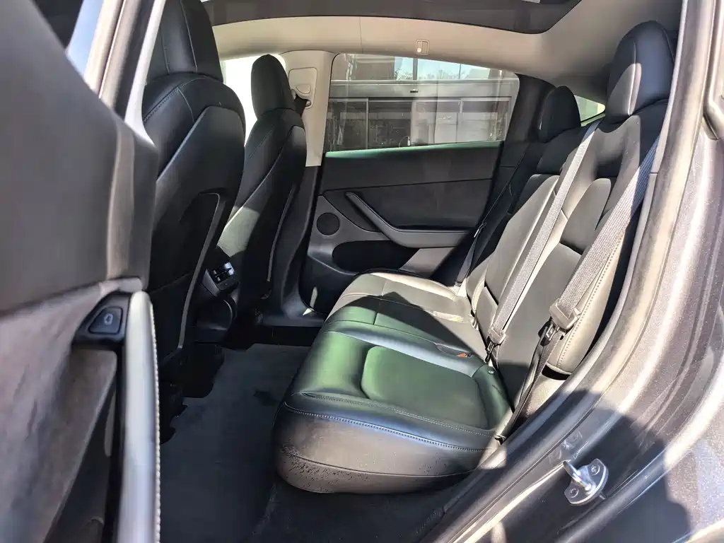 Model Y 2021 long-range all-wheel drive version 3D7 купить на сайте DeffCars