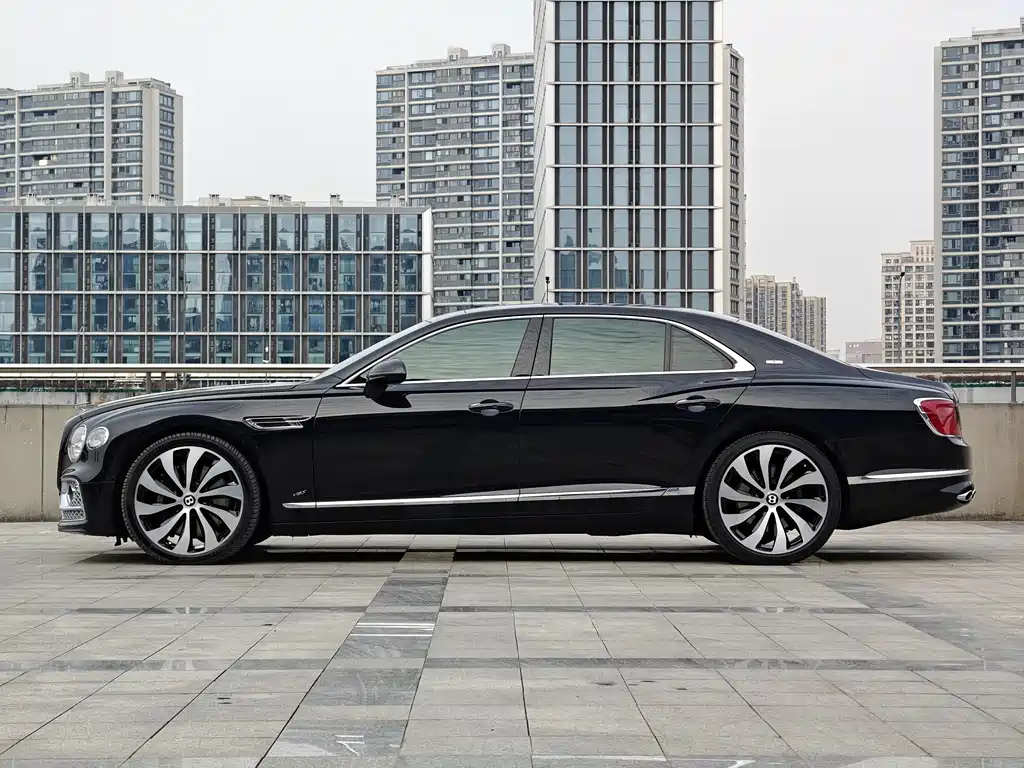 Flying Spur 2021 4.0T V8 Standard Edition купить на сайте DeffCars