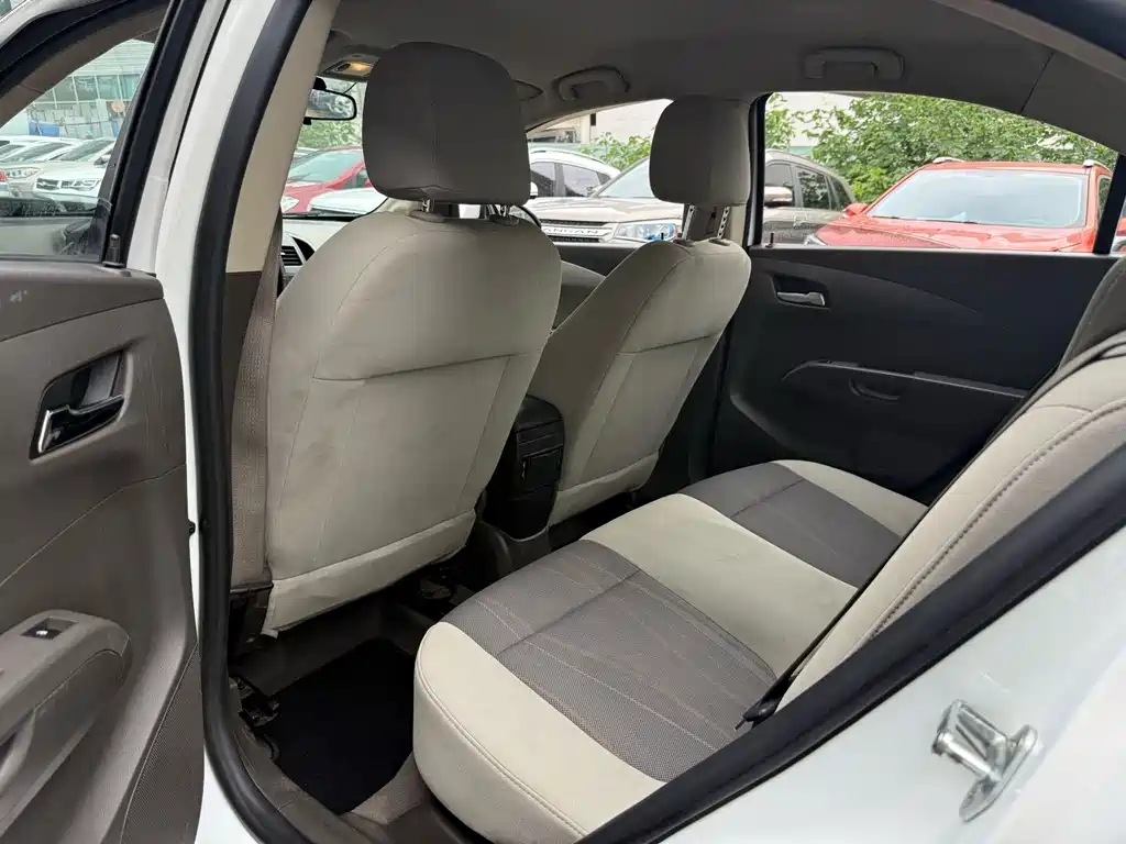 Avio 2011 Sedan 1.4L MT SE купить на сайте DeffCars