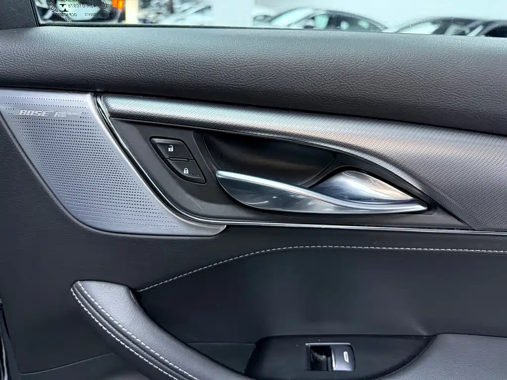 Cadillac CT5 2022 28T luxury model купить на сайте DeffCars