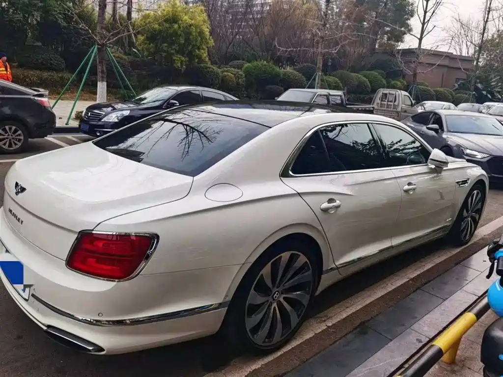 Flying Spur 2020 6.0T W12 Standard Edition купить на сайте DeffCars
