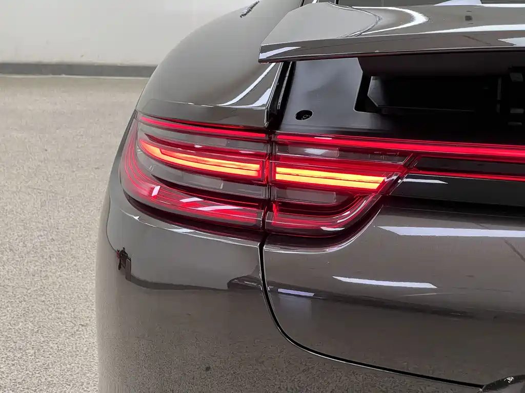 Panamera 2019 Panamera Executive Extended Edition 2.9T купить на сайте DeffCars